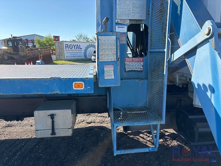 2000-freightliner-fl70-image-31