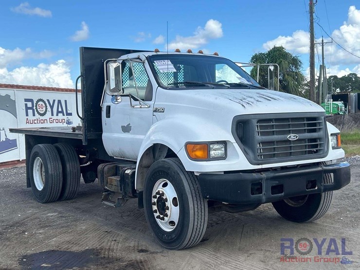 2003-ford-f750-image-2