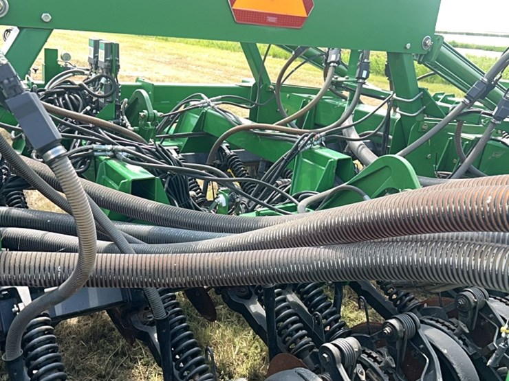 john-deere-1890-image-87