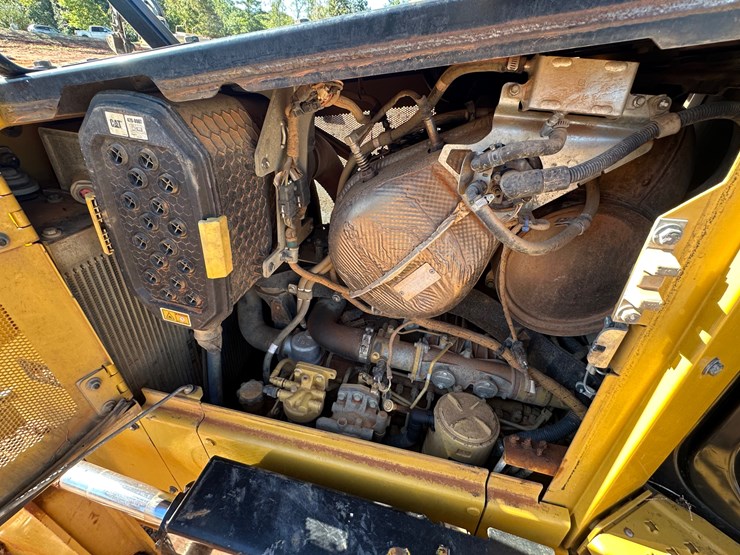 caterpillar-d5-lgp-image-36