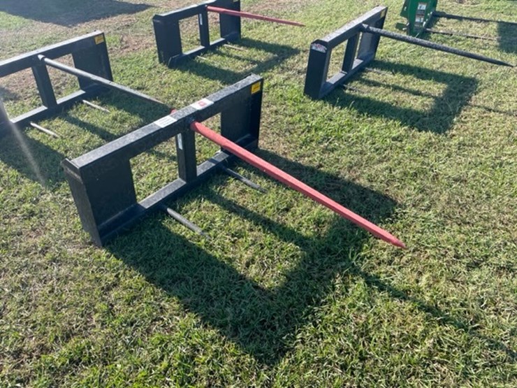 #29291-•-bad-boy-skid-steer-hay-fork-bbfh804220028-image-2
