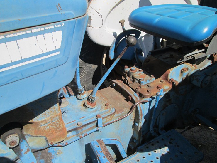 ford-3000-image-19