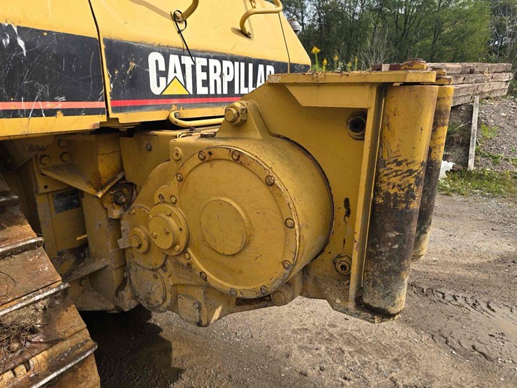 caterpillar-d6n-xl-image-5