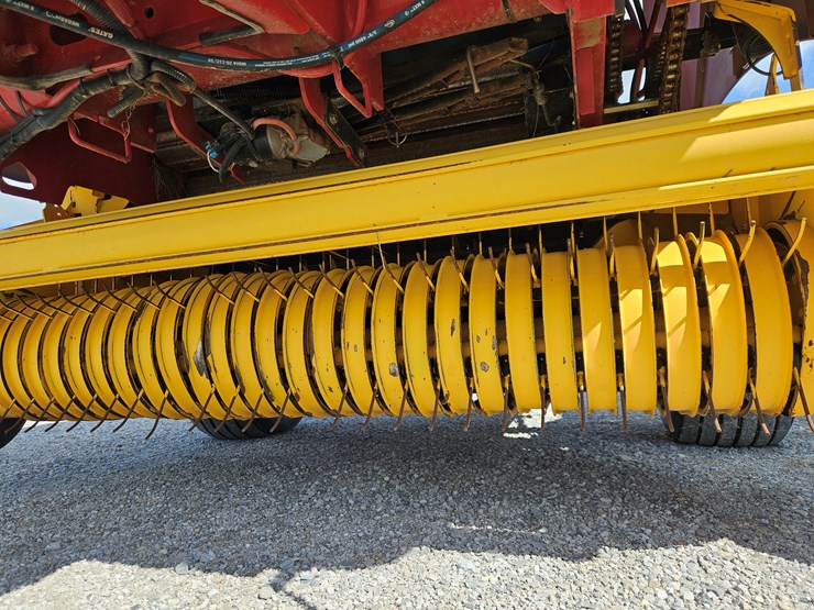 2015-new-holland-450-image-5