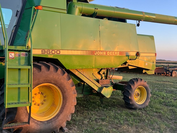 1995-john-deere-9600-image-8