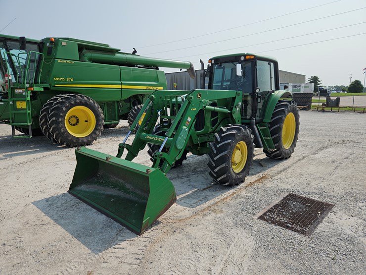 2011-john-deere-7230-image-1