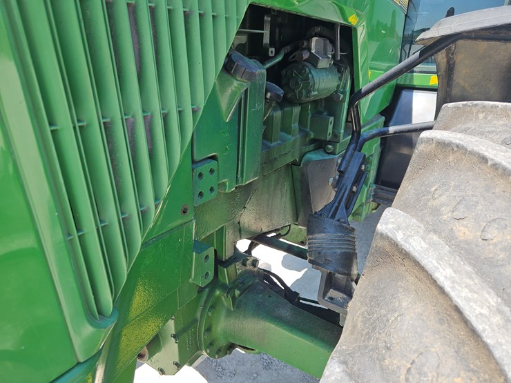 1995-john-deere-8300-image-3