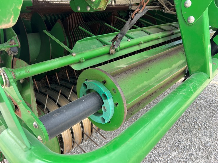 2018-john-deere-v461r-image-10