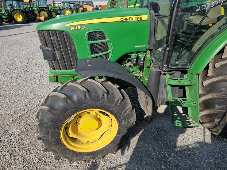 2010-john-deere-6115d-image-4
