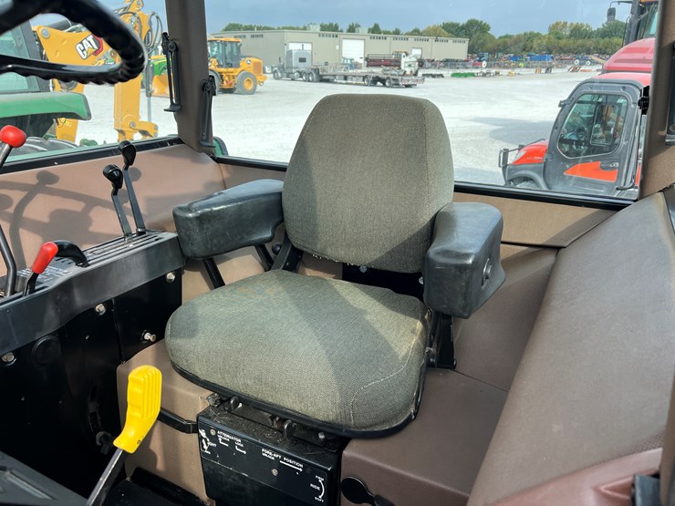 1988-john-deere-4050-image-13