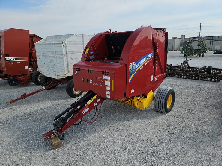 2019-new-holland-450-image-1
