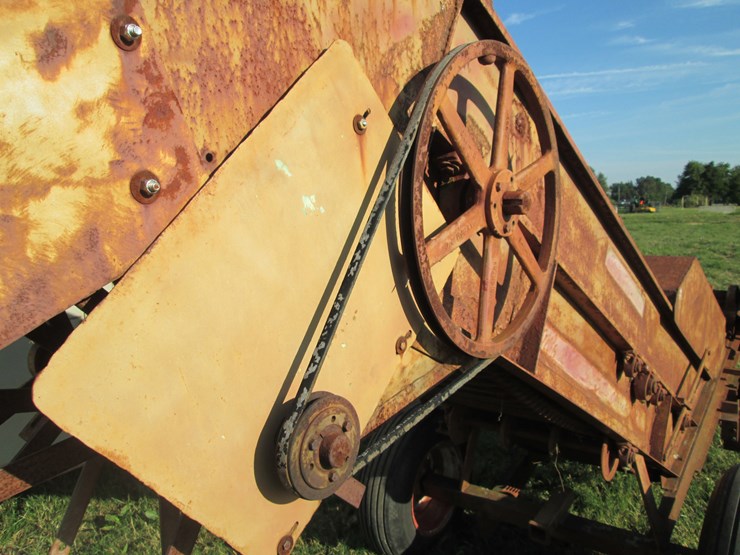 #29505-•-bermuda-king-8320-sprig-harvester-4167-image-11