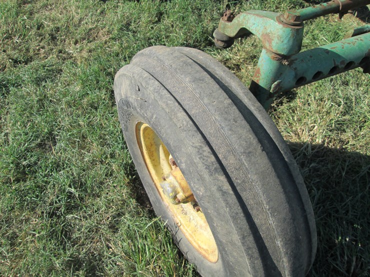 1963-john-deere-3010-image-11
