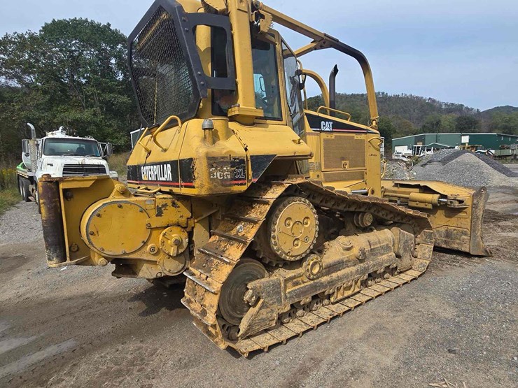 caterpillar-d6n-xl-image-3