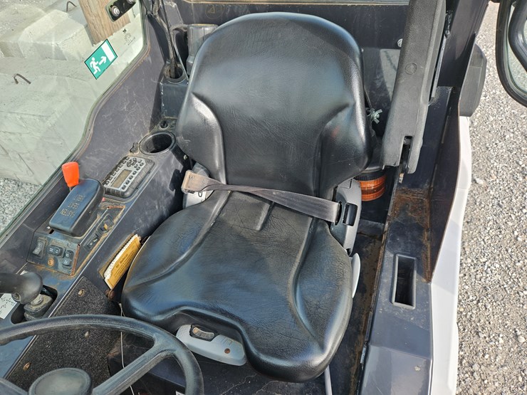 bobcat-l28-image-8