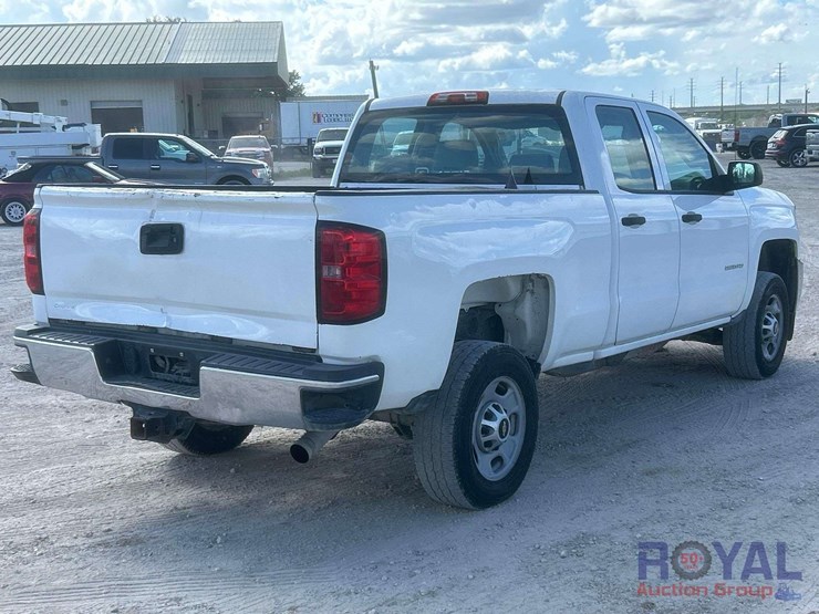 2015-chevrolet-silverado-image-3