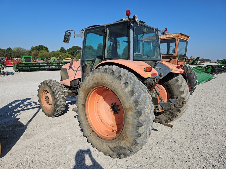 kubota-m126x-image-9