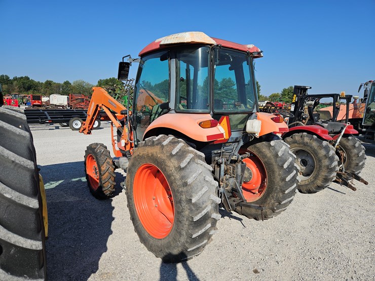 2010-kubota-m7040-image-12