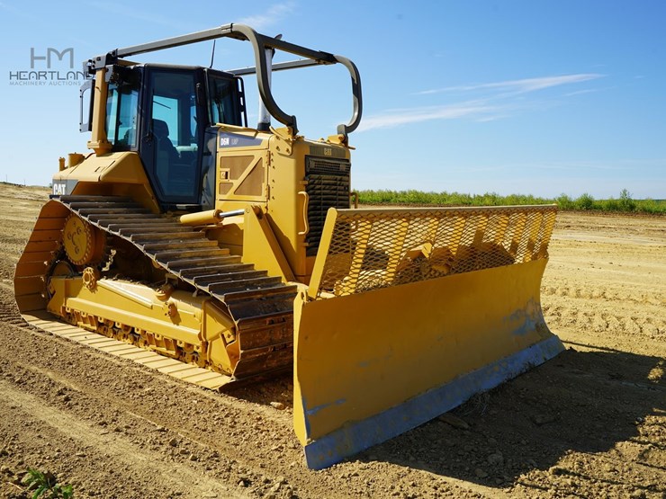 2007-caterpillar-d6n-lgp-image-2