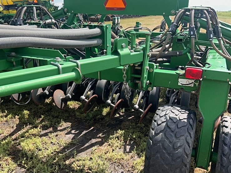 john-deere-1890-image-227