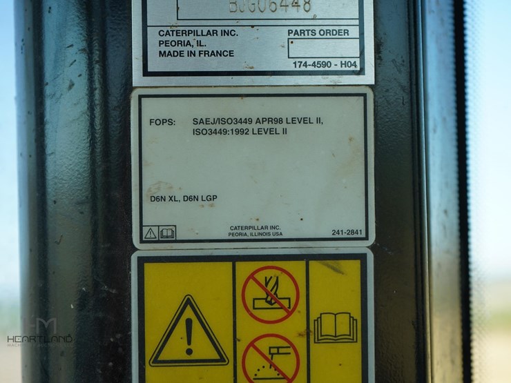 2007-caterpillar-d6n-lgp-image-7