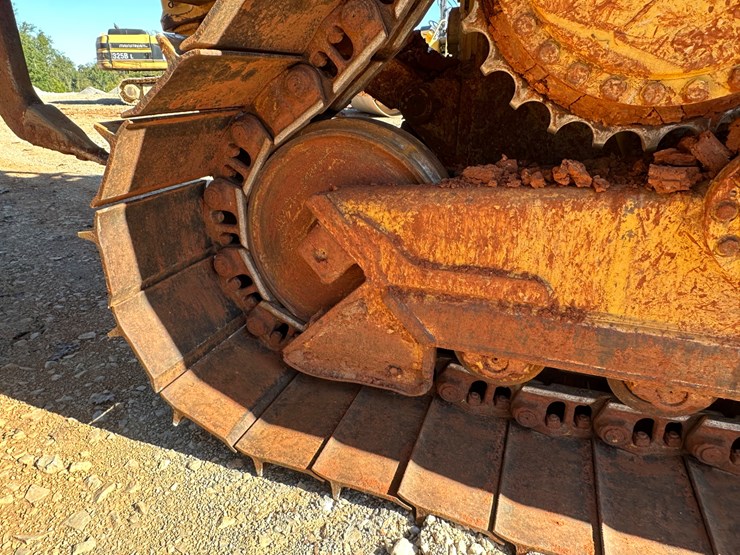 caterpillar-d5-lgp-image-13