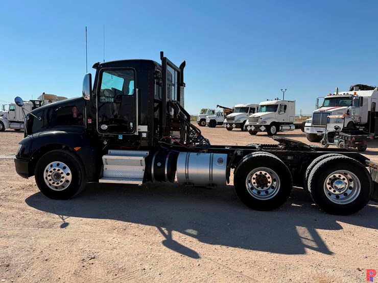 2013-kenworth-t660-image-6