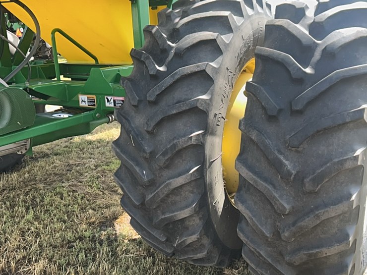 john-deere-1890-image-158