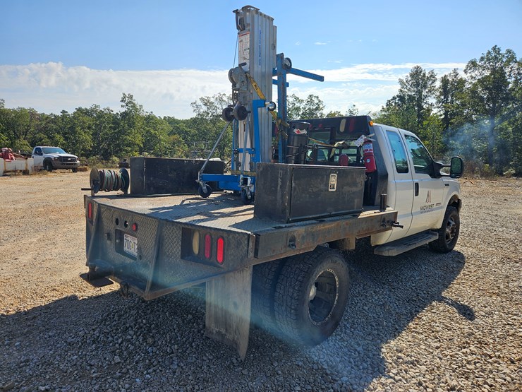 2006-ford-f350-image-14