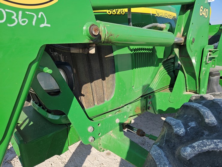 2004-john-deere-6320-image-7