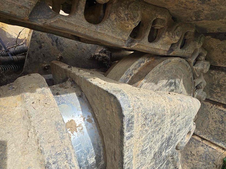 caterpillar-d6n-xl-image-16