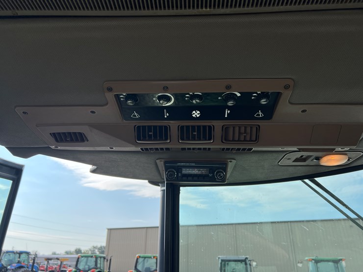 1988-john-deere-4050-image-19
