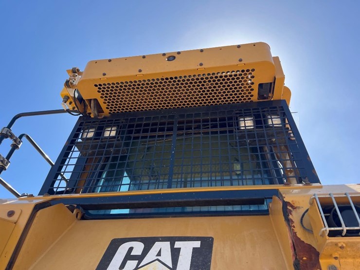 2018-caterpillar-d6t-lgp-image-20