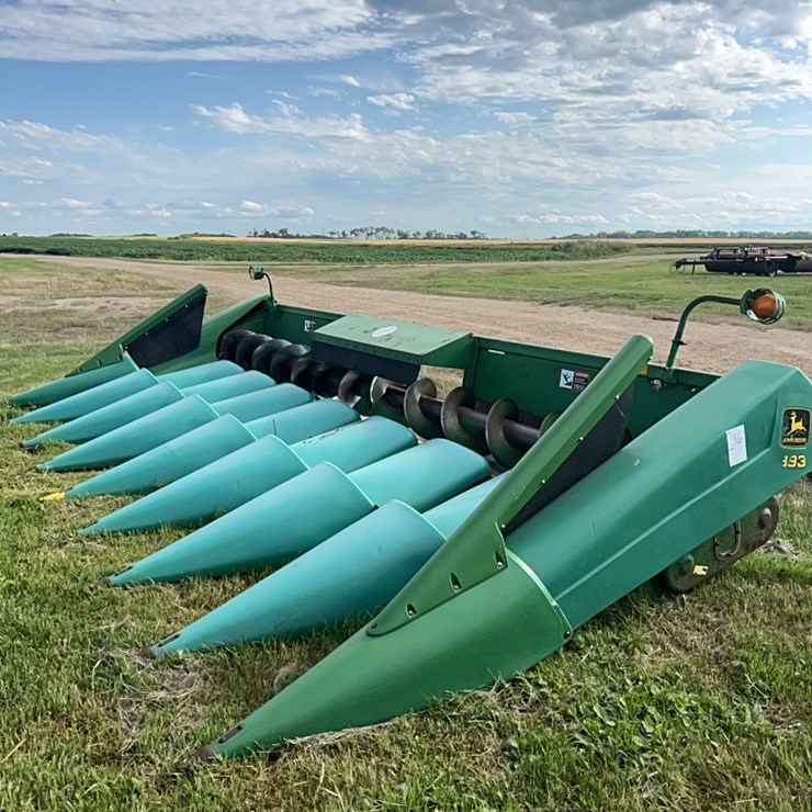 JOHN DEERE 893