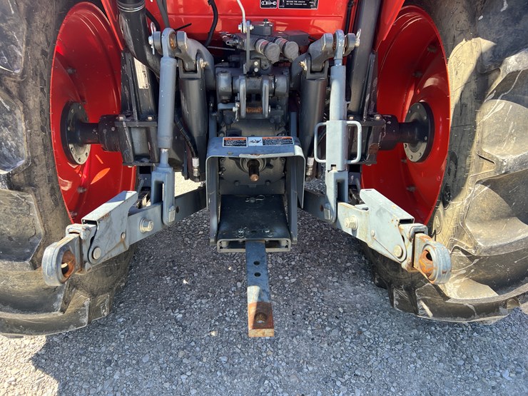 2020-kubota-m7060-image-13