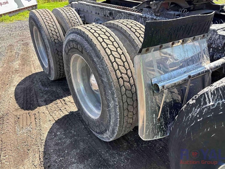 2007-kenworth-t800-image-24