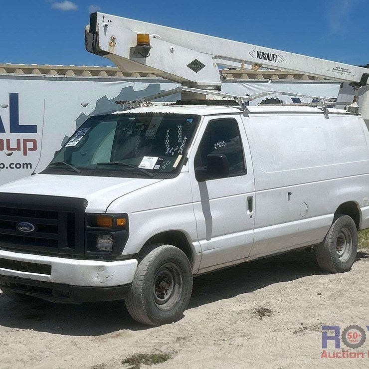 2008 FORD E350
