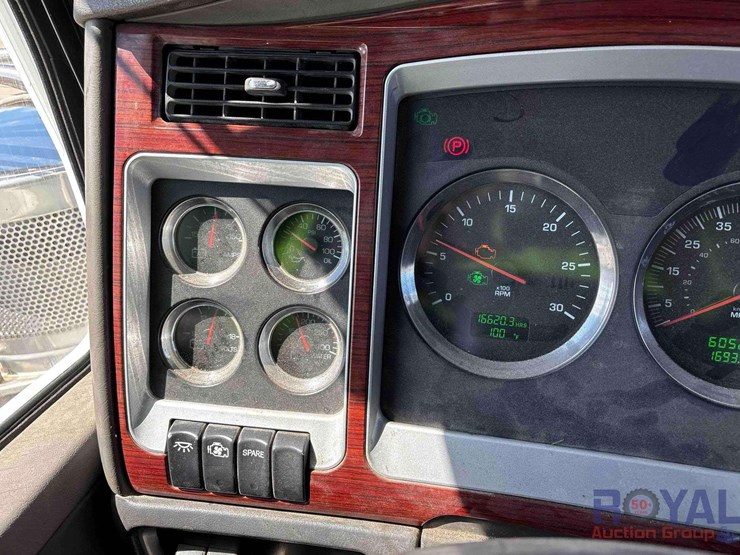 2007-kenworth-t800-image-30