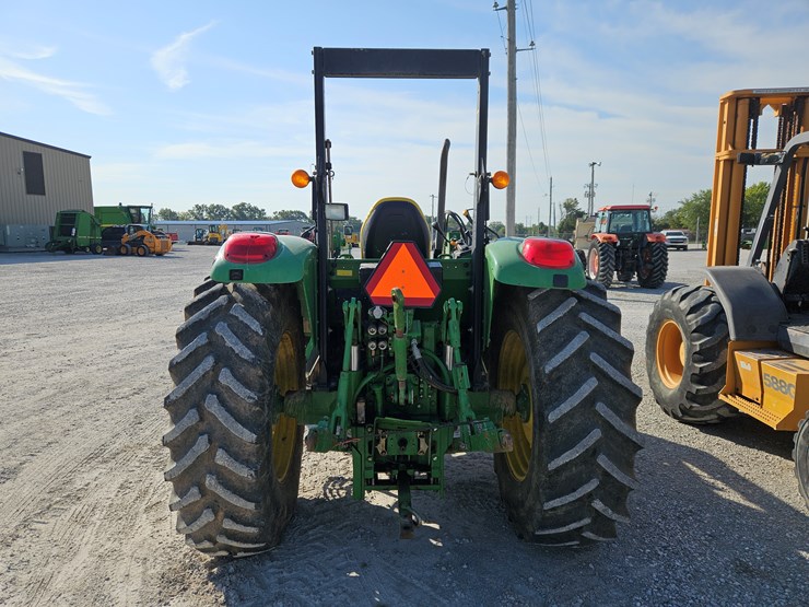 2004-john-deere-6320-image-14