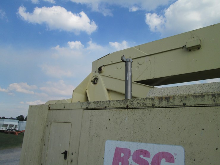 2000-jlg-120sxj-image-31