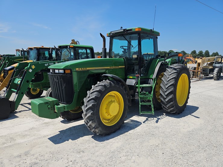 1995-john-deere-8300-image-1