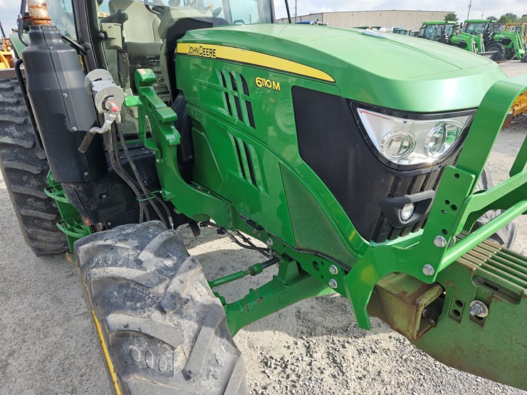 2019-john-deere-6110m-image-19