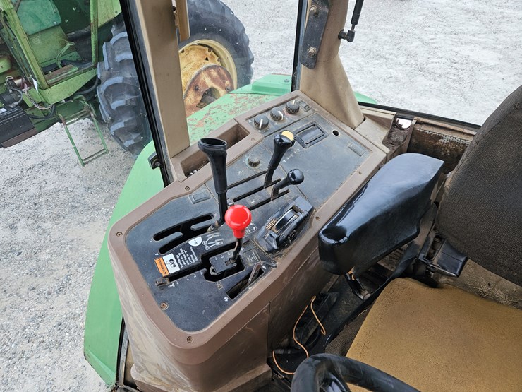 1996-john-deere-7400-image-7