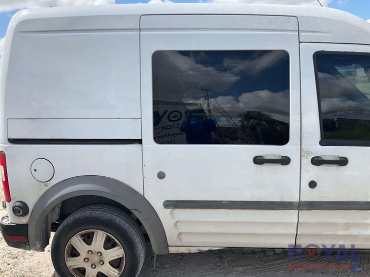 2012-ford-transit-connect-image-26