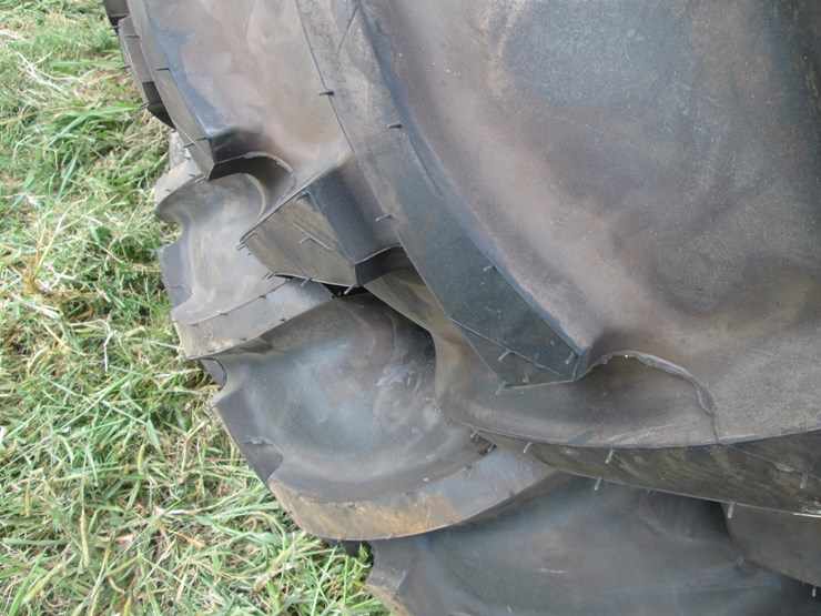 #29235-•-lot-of-(2)-unused-carlisle-18.4-38-tractor-tires-image-3