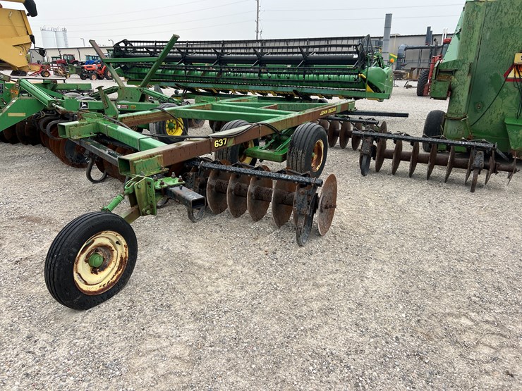 john-deere-637-image-10