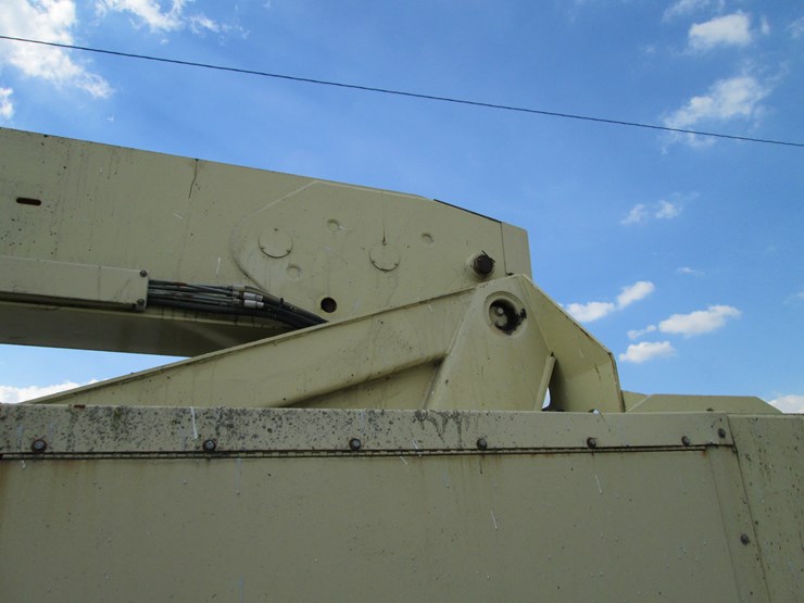 2000-jlg-120sxj-image-36