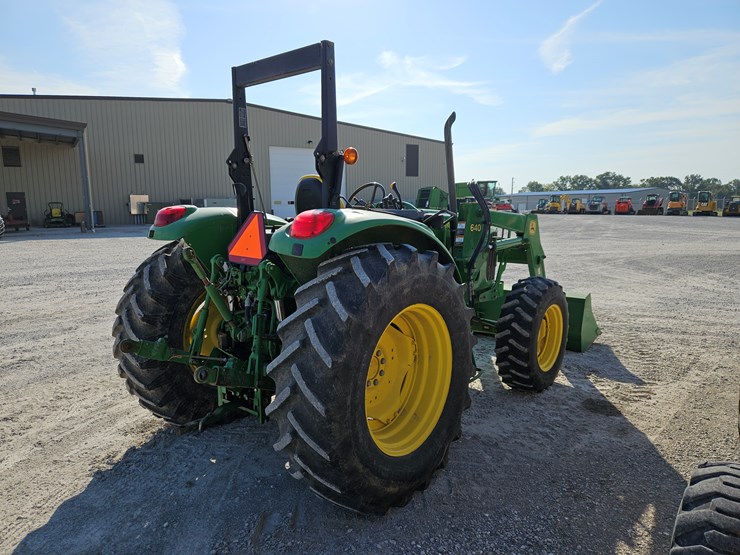 2004-john-deere-6320-image-17