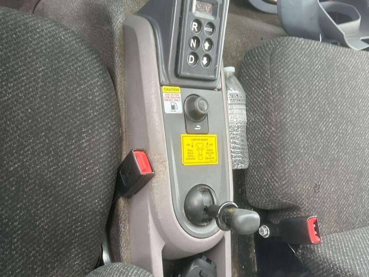 2016-kenworth-k270-image-18