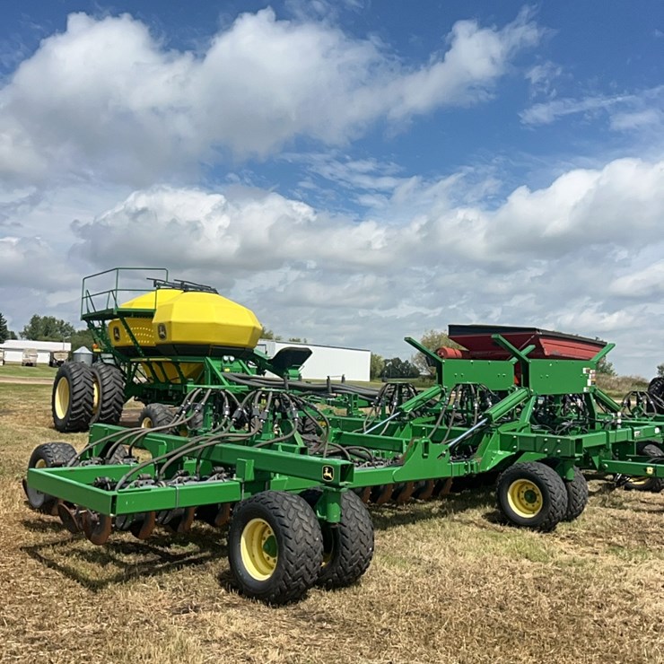 JOHN DEERE 1890